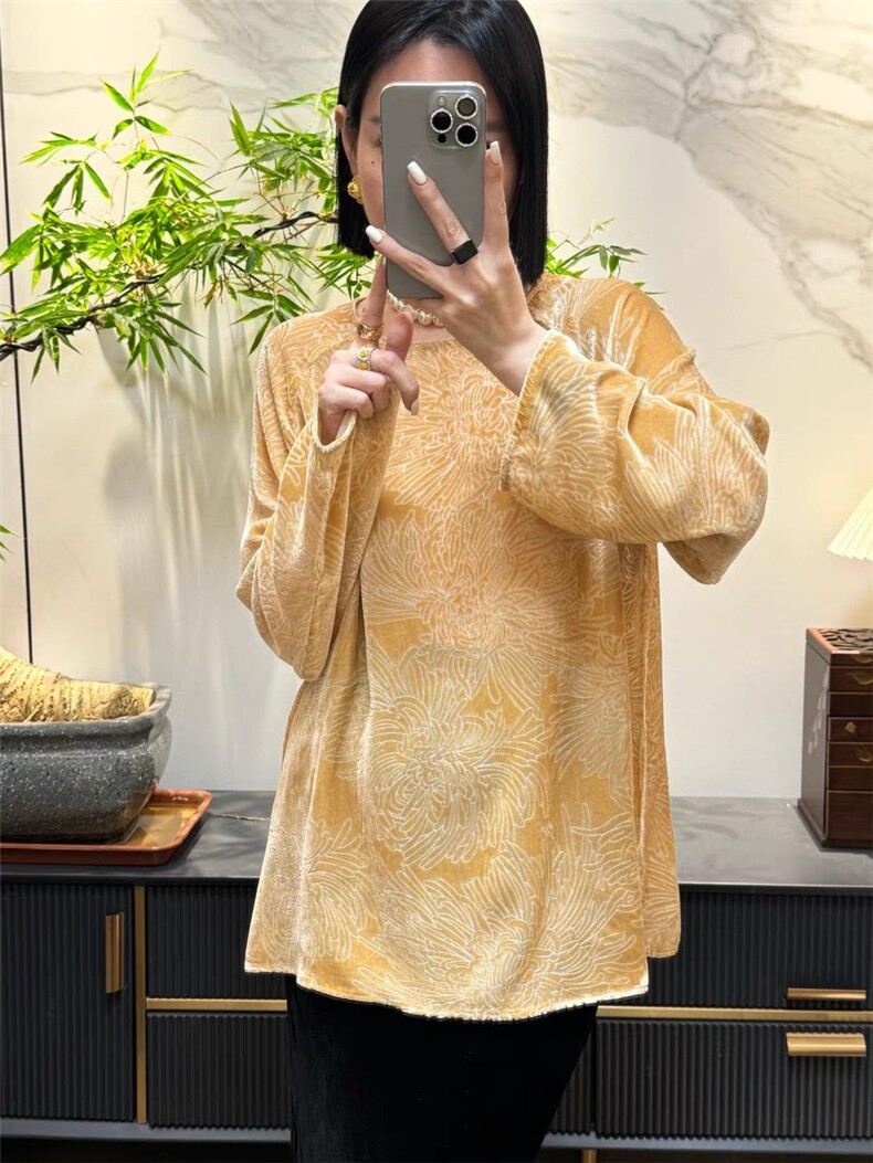 2025新中式丝绒提花圆领长袖宽松显瘦上衣,女装衬衫,东正羊绒