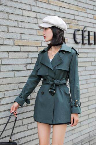 新款风衣，女装风衣，水恋百合