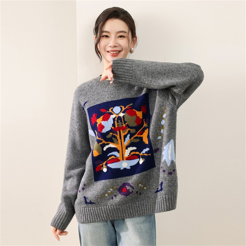 2025年秋季宽松手工嵌花图腾长袖时尚百搭通勤简约,女装羊毛衫,慕洵羊绒