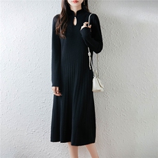 2025年秋季休闲风中长款时尚百搭通勤连衣裙，女装连衣裙，绒汀羊绒