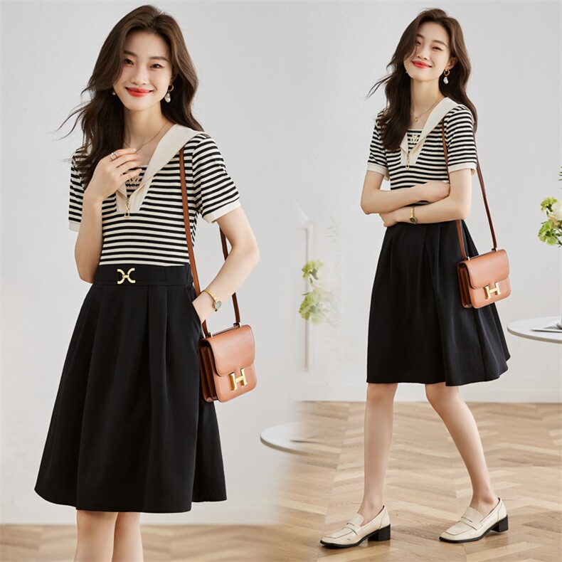 现货新款2024年新款海军领条纹拼接气质收腰连衣裙，女装连衣裙，采品优优