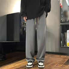 灰色