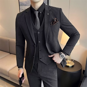 高级灰气质英伦风修身西服男2026秋冬新郎结婚礼服商务大码职业装图片