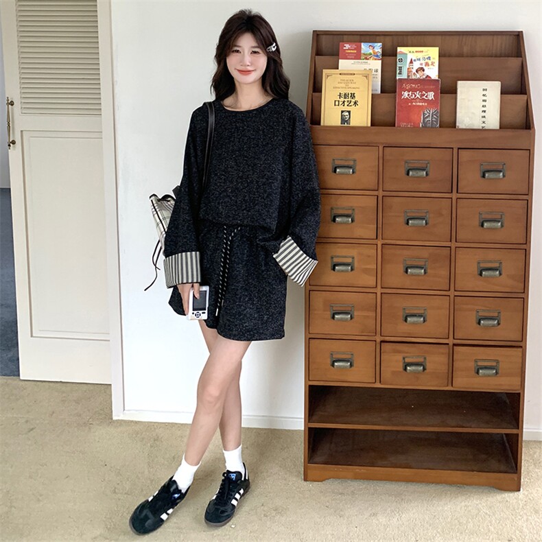 【新款现货】小香风黑色拼条纹套装088-7702p145k198,女装套装/套裙,2C088