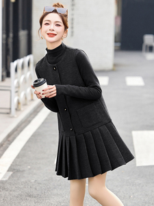 小香风连衣裙套装2026新款女春季穿搭一整套高级感背心裙两件套图片