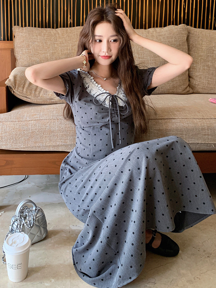 灰色波点泡泡袖连衣裙女2025夏季新款甜辣风设计感收腰显瘦长裙潮,女装连衣裙,浙宝305