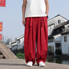 红色