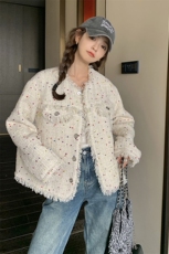 慵懒风白色小香风外套女2025春秋新款爆款宽松休闲时尚流苏上衣潮，女装短外套，2C037
