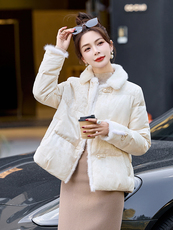 水貂毛拼接国风刺绣羽绒服女2025冬季新款粉色气质白鸭绒短款外套，女装羽绒服，沁沁公主