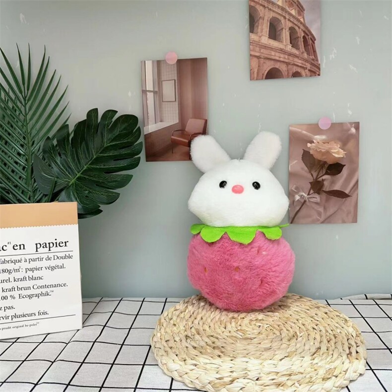 7寸草莓兔子，威威毛绒玩具