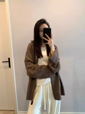 2025年秋季宽松型单件长袖常规开衫，女装羊毛衫，春贝羊绒