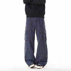 深灰色
