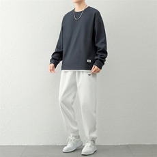 灰兰＋白裤