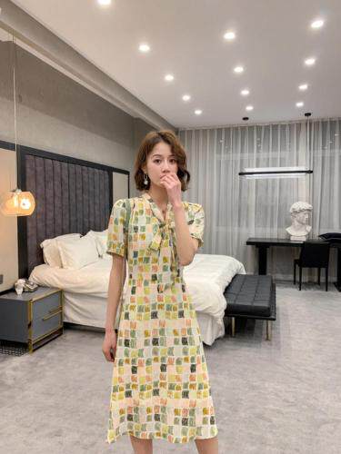 沙滩裙，女装，荷塘月色