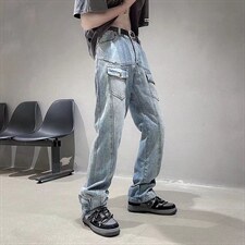 浅蓝色