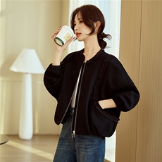 黑色圆领卫衣外套女2026春装新款木耳边显瘦夹克短款开衫休闲上衣，女装短外套，梦懿尔