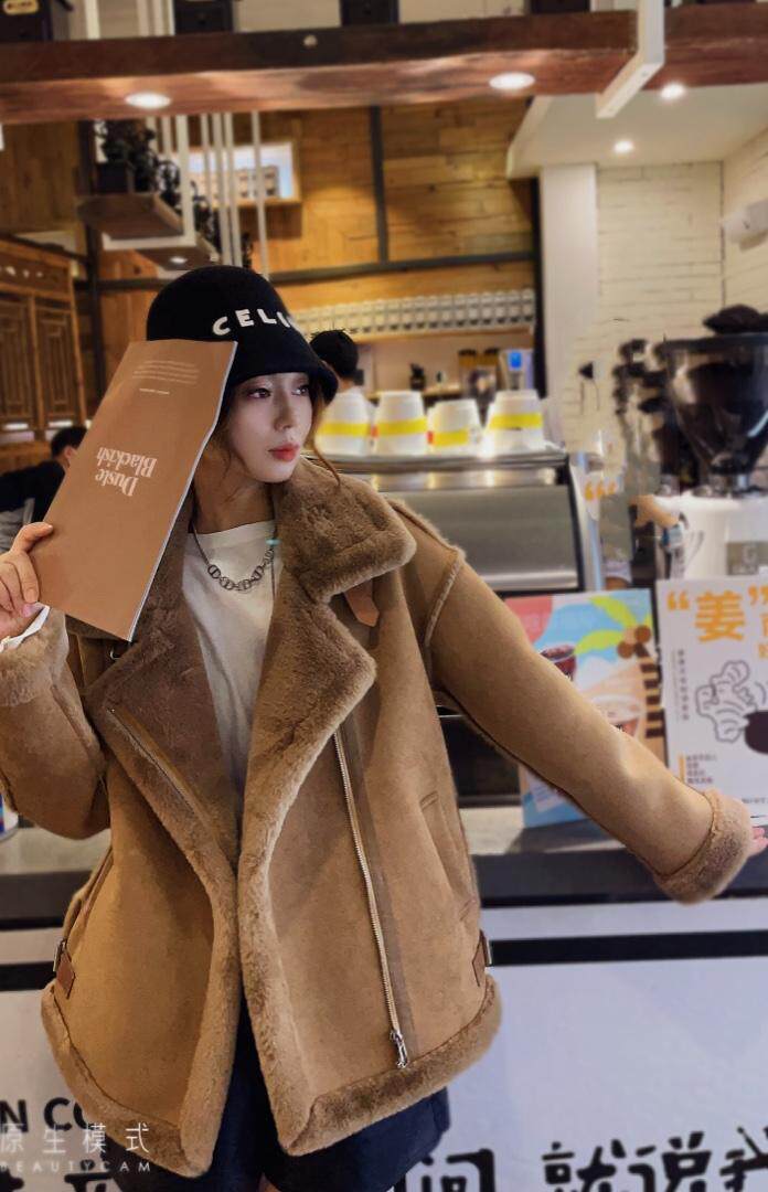 两色皮毛一体，其它，倾城伊人