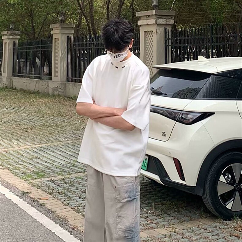 痞帅金属纽扣装饰设计感短袖T恤男夏季cleanfit宽松垫肩潮牌半袖,男装T恤,电商A486