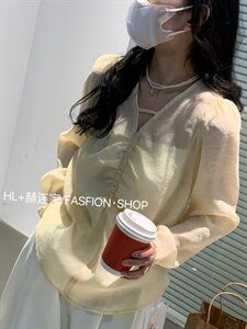2022春夏新款 防晒抽皱小衫图片