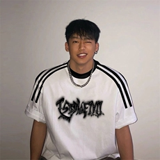 白色
