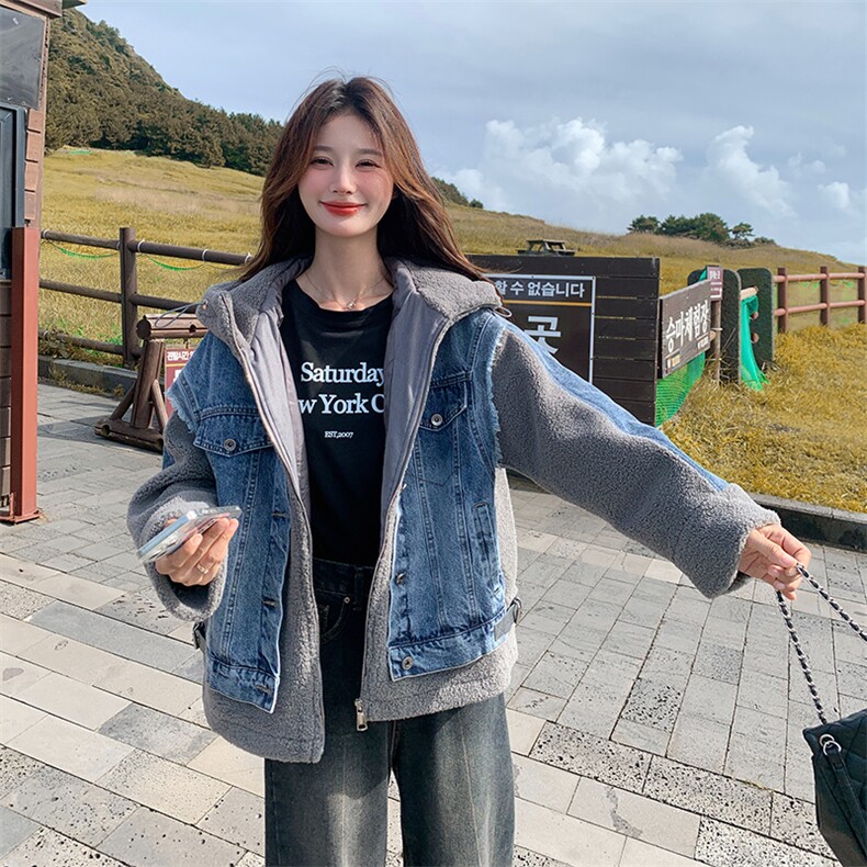 羊羔毛连帽拼接牛仔加厚派克服女冬季2024新款美式时髦机车服棉服,女装羊羔毛/颗粒绒,纯色衣恋