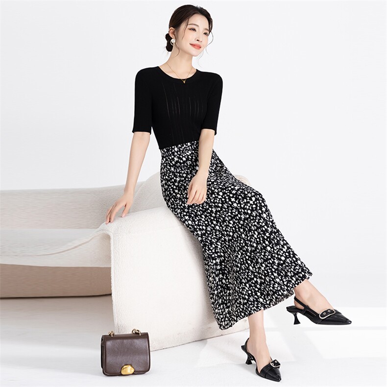 碎花裙2025夏季新款半身长裙大码遮肉显瘦A字裙子气质高级感，女装半身裙，雅之冉羊绒