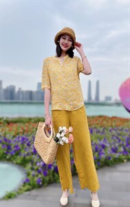 纯苎小衫裤子
时尚风巜川哲4028
风淑女风休闲风图片
