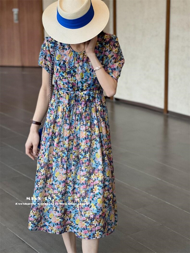 现货夏款连衣裙深海蓝花色后背蝴蝶结设计，女装连衣裙，蜜思印·金