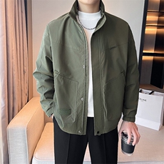 军绿色