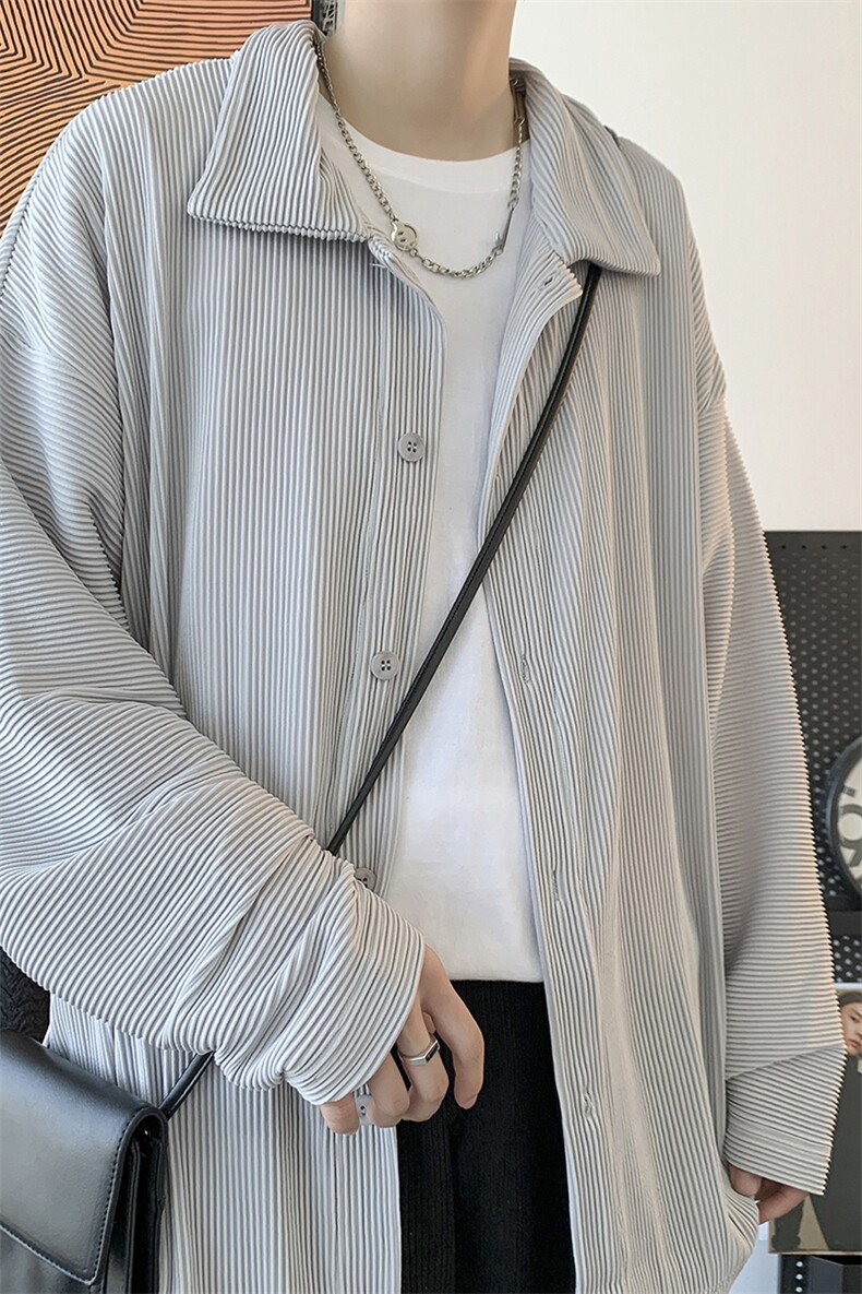 21秋装 港风情侣褶皱纯色宽松长袖衬衫韩版男女情侣外套 H208/P55图片