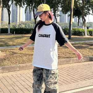 抖音得物品质二开240克宽松纯棉美式潮牌插肩三杠织带短袖T恤图片