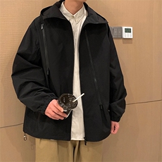 黑色