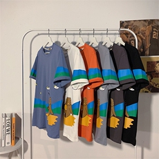 黑色