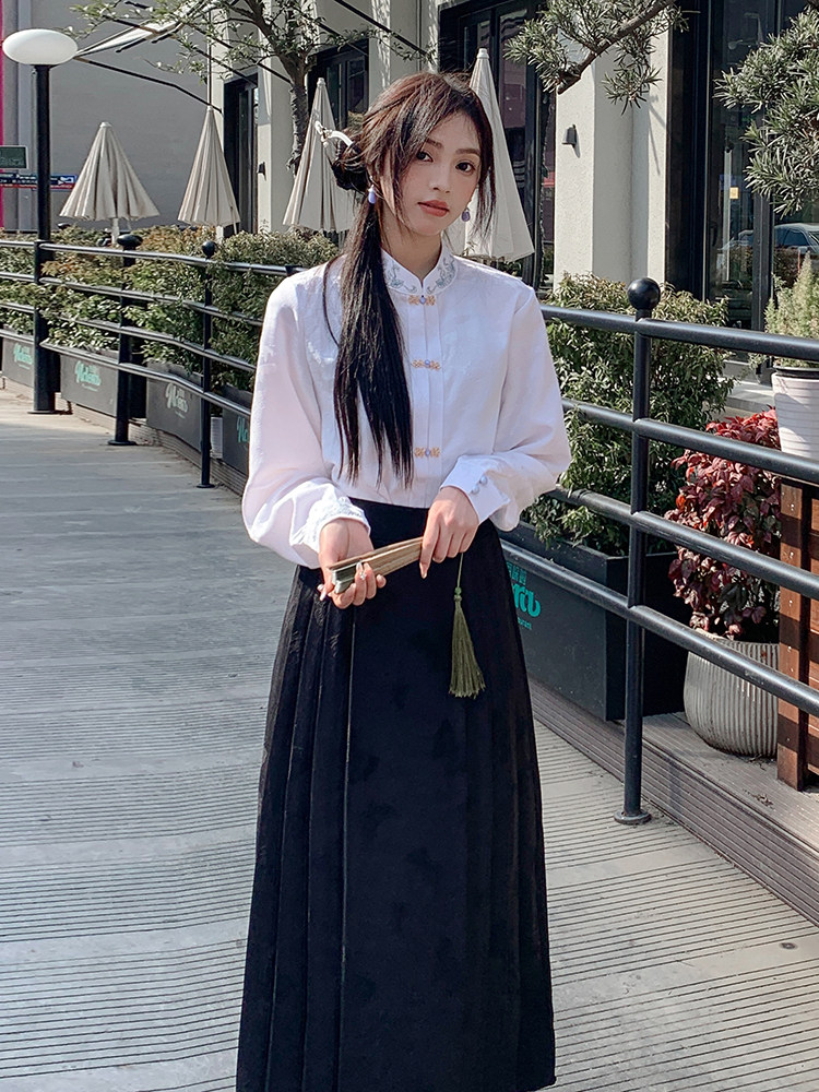 优雅新中式立领提花衬衫修身显瘦长袖上衣搭配高腰马面裙,女装衬衫,诺蝶