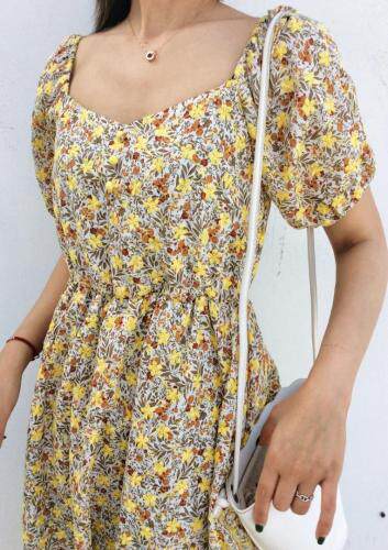 现货刺绣连衣裙，女装连衣裙，TOP.1