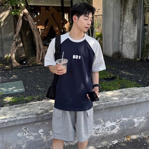 抖音得物高品质二开240克宽松纯棉美式潮牌插肩袖拼接短袖T恤图片
