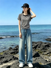 洋气时髦休闲时尚套装女夏新款圆领条纹短袖上衣直筒牛仔裤两件套，女装套装/套裙，江南