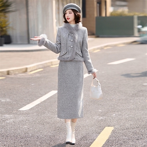 小香风羽绒服套装女白鸭绒加厚保暖狐狸毛拼接短款外套冬图片