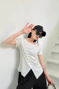 现货。2021年新款继续发布中，女装，赛蝶衣社