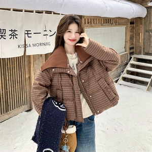 格子拼接毛线大翻领百搭短款羽绒服女2025冬季新款复古白鸭绒外套图片