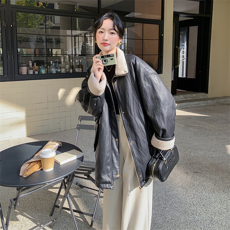 新款 皮衣拼接羊羔毛羽绒服9932-P268-K388图片
