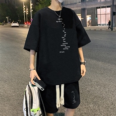 黑色