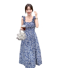 无袖蓝色碎花吊带背心连衣裙女夏2025新款流行超火爆款温柔风长裙，女装连衣裙，2C081