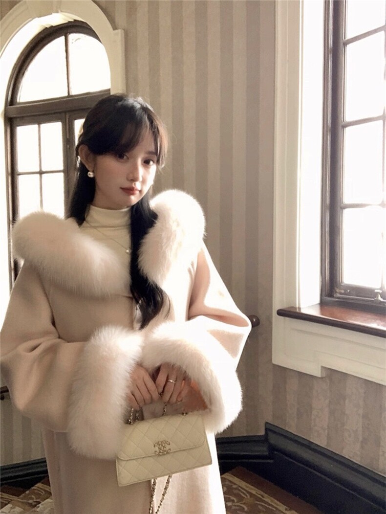 原价459.99!冬上新!【依嘟】连帽狐狸毛高级感大翻领厚,女装双面呢大衣,依嘟服饰