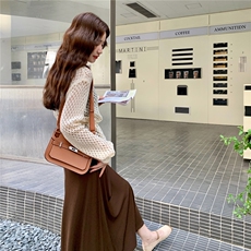 氛围感罩衫套装女2025秋季新款超好看纯色显瘦吊带连衣裙两件套，女装连衣裙，维壹