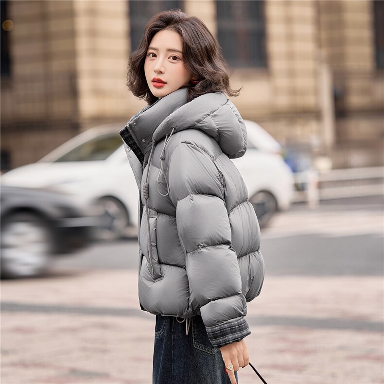 《爆2025冬季新款短款连帽羽绒服宽松休闲不挑身材百搭时尚》,女装羽绒服,米莱