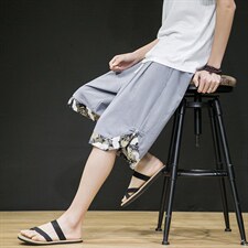 2025春季风新款原创拼接腾云野鹤盘扣休闲短裤灰色DK91-P45，男装牛仔裤，电商B277A（原A068）