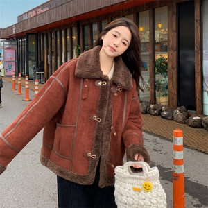 25冬装新款火焰复合皮袢金属扣袢皮毛一体女182A-8589P195K288图片