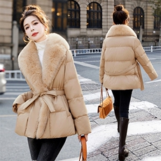 中长款羽绒服女2024冬季新款高端大牌小香风收腰狐狸毛领加厚外套，女装羽绒服，贵人树