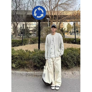 秋冬新款韩版毛衣男宽松休闲慵懒风简约纯色百搭针织开衫外套图片